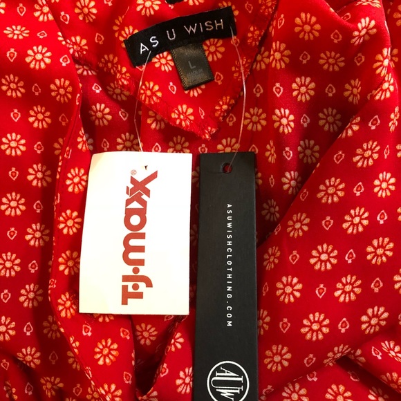 Red Pattern Romper - Picture 4 of 4